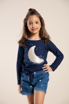Blusa infantil manga longa com lua aplicada